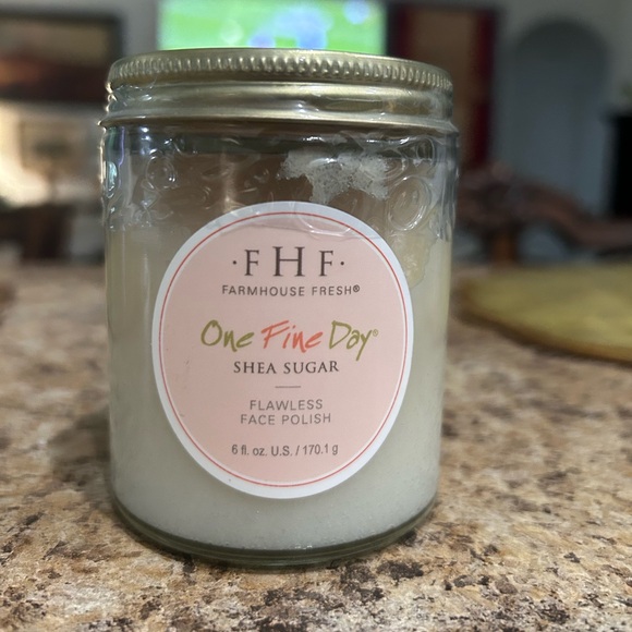 FarmHouseFresh One Fine Day Shea Sugar Flawless Face Cleansing Polish 6oz Sealed - Picture 1 of 3